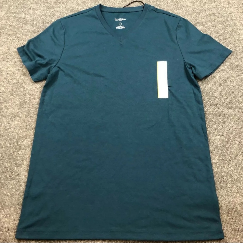 Goodfellow Basic V-Neck T-Shirt